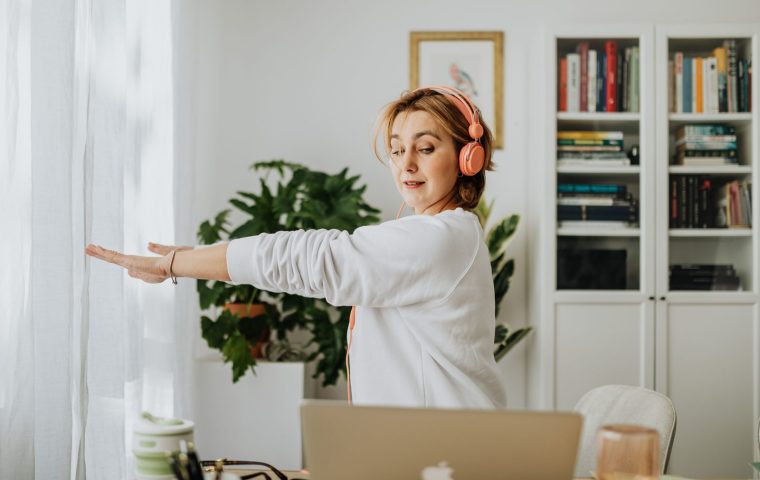 How to Counter the Health Risks of Sitting All Day