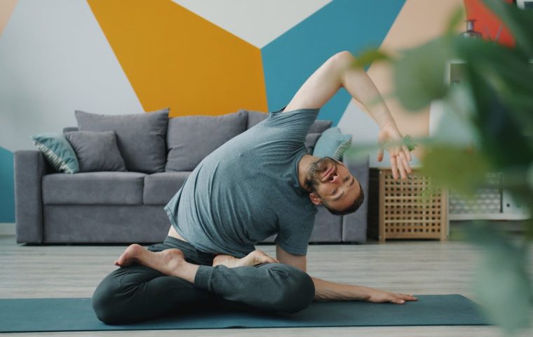 How to Improve Mobility With 10 Minutes a Day