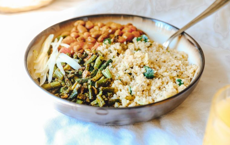 A Beginner's Guide to Eating More Fiber Without Bloating