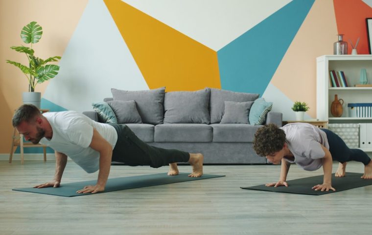 Home Workouts vs the Gym: Which Is Right for You